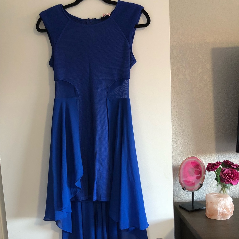 Bebe dress
